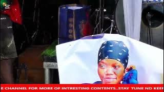 Issaih onye amuma live stage Performance..