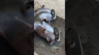 Cleaning rusty exhaust manifold with 200w Pulsed Laser Cleaning Machine