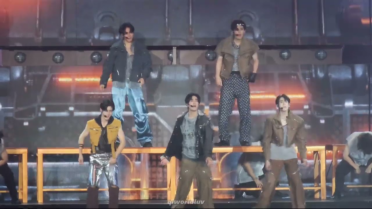 240519 LoL Fan Fest 2024 – CHARM ฉำ (GeminiFourth Book Joong Pond )