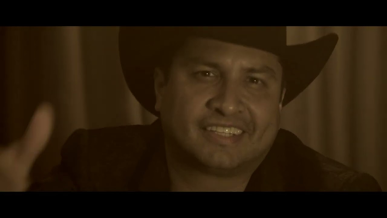 Traviezoz De La Zierra-A Mi Paso(Video Oficial)TDLZRecords