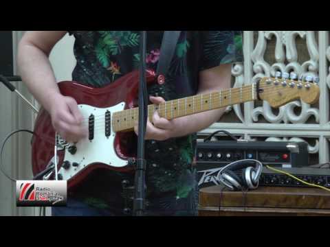 Trenul De Noapte - I Smell Smoke @Radio3Net