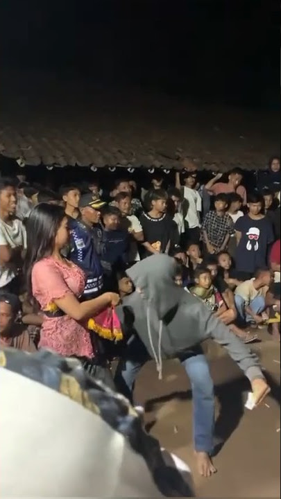joget barbar jangger lombok yang meresahkan #bejanggeran #amakjogang