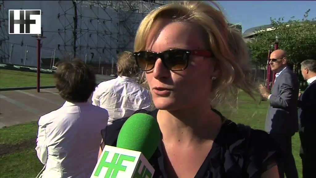 camera iphone 8 plus apk Holland Festival Baldessari