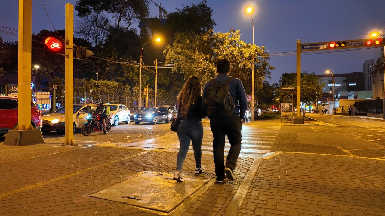Night Street Sounds | Sonido de trafico Nocturno - YouTube