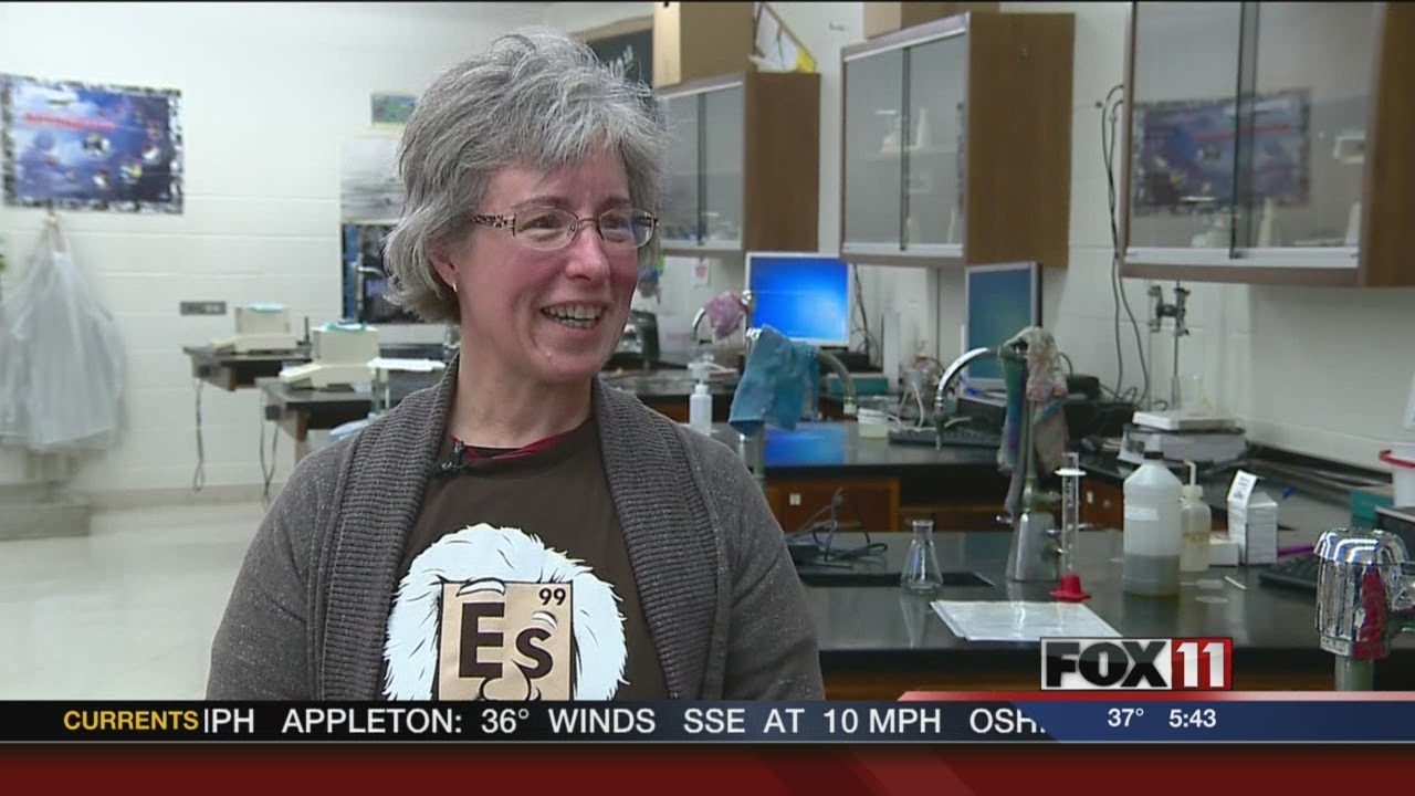 Appleton teacher receives national honor - YouTube