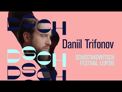 Daniil Trifonov, wie wichtig ist für Sie der biographische Hintergrund der Werke Schostakowitschs?