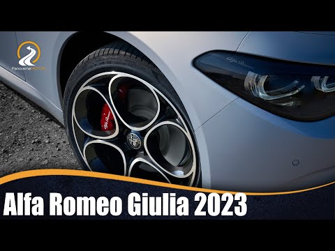 Alfa Romeo Giulia 2023 LA RENOVACIÓN QUE ESPERABAS???