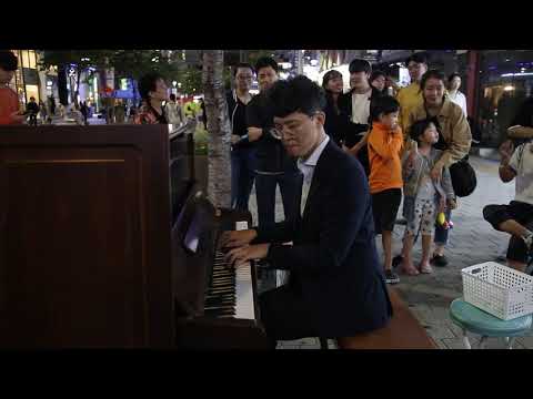 JHKTV] 피아노 거리공연 이은한 말할수없는 비밀 <strong>piano</strong> street performance lee eun han <strong>chopin</strong> waltz