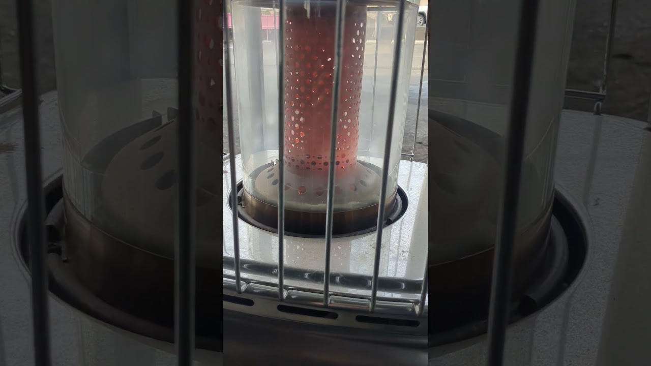 トヨトミ 石油ストーブ 業務用 KF-09 - YouTube