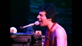 Queen - You're My Best Friend (Live in Hammersmith 1979) (Color Correction  by LuigiRZ)