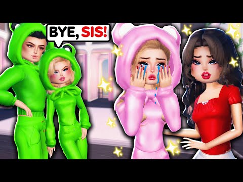 Her Sister *STOLE HER BOYFRIEND*... So I Helped Her Get REVENGE in Dress to Impress!