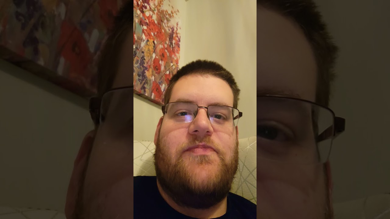 Video reaction to Patrick touching everything in the jellyfish convention in spongebob short