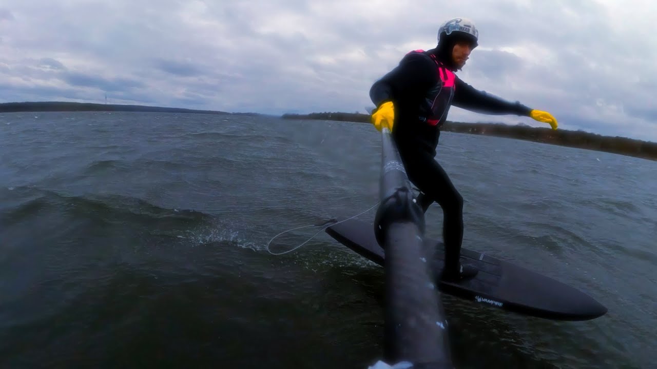 Downwind Foiling a small Lake? Works better then expected!