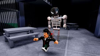ESCAPE FROM THE EVIL TIN ROBOT | Roblox - Wilsons Prison Scary Obby