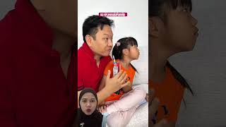 Download Lagu LIHAT DISANA ADA APAAA⁉️ MP3 Download Lagu LIHAT DISANA ADA APAAA⁉️ MP3