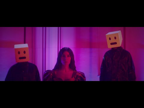 John Travolta - Bianca Atzei feat Legno (OFFICIAL VIDEO)