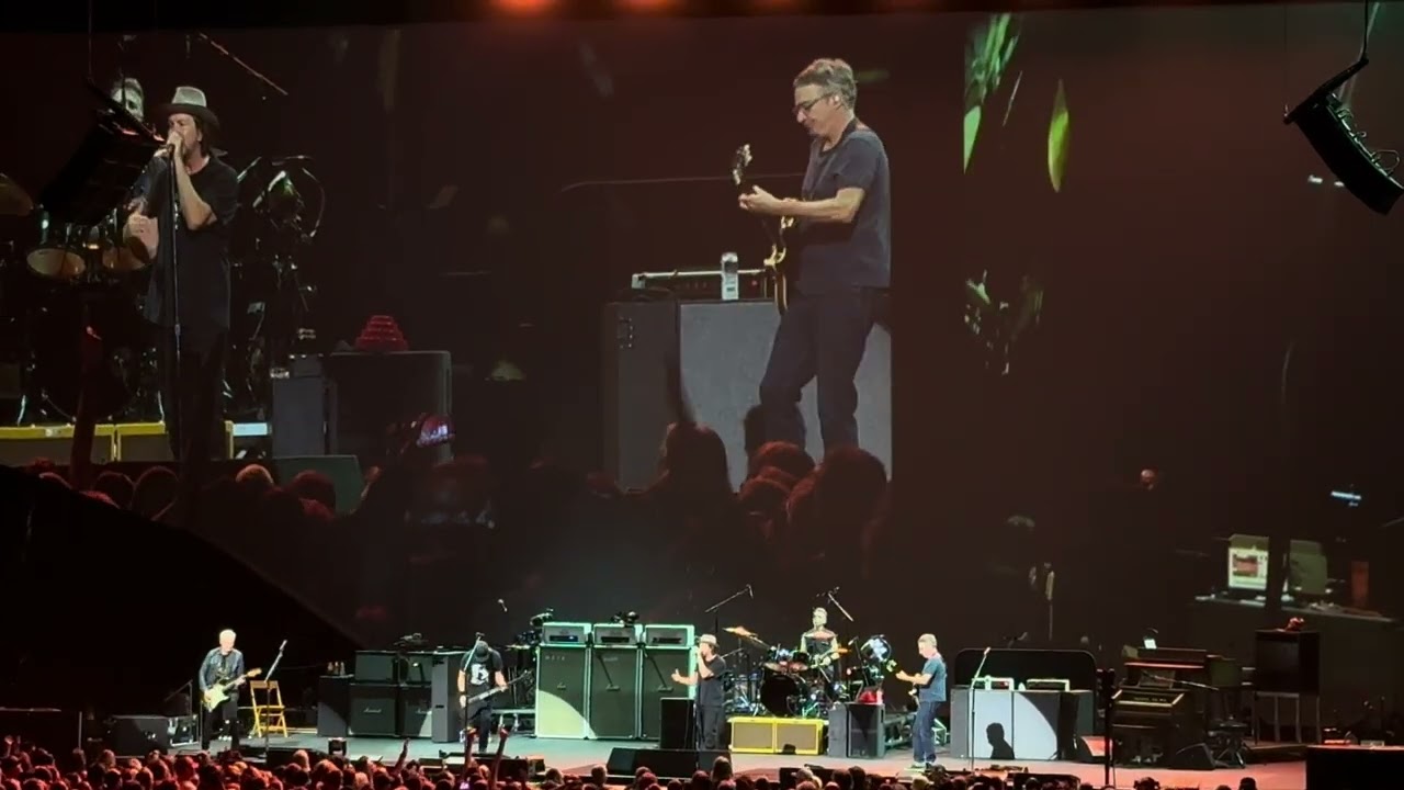 Pearl Jam / Jeremy / Golden 1 Center, Sacramento, CA / 05-13-2024