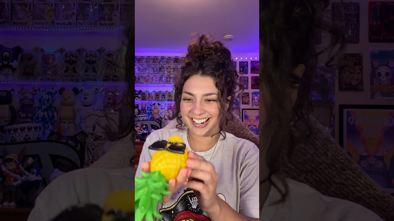 Unbox a very special surprise from Smeye World with me! 👀🥳 