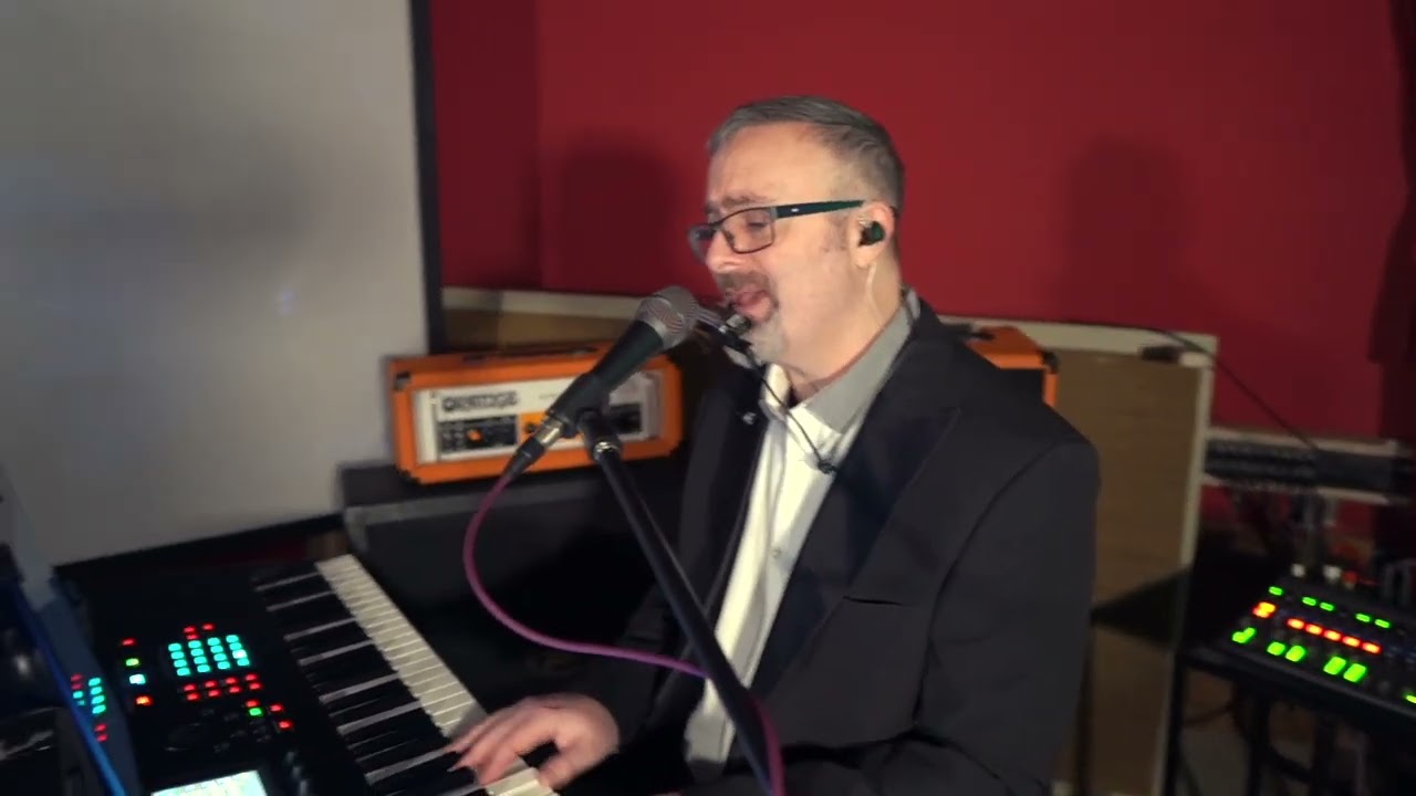 Piano Man - Billy Joel Tribute