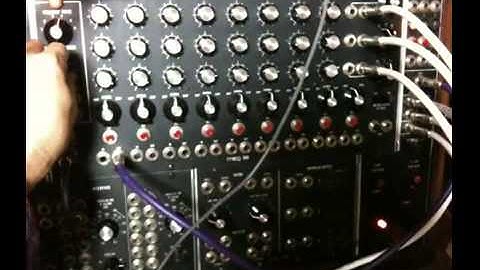 Testing the moog modular with KarnEvil 9 ending sequence !