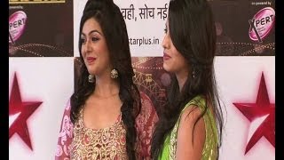 Video thumbnail of "Kunti of Mahabharata at Star Parivaar awards"