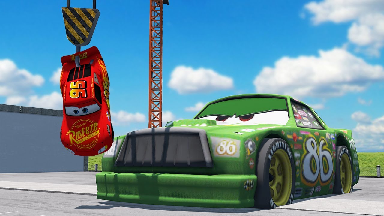 Монстр ЧИК ХИКС против Молнии Маккуина 😥