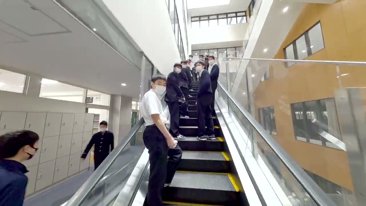 スクール☆PV｜【日本大学豊山】施設紹介：マイクロドローンで紹介する日大豊山の施設 ‐ スクールポット