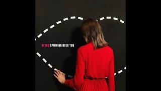 Reyko - Spinning Over You - Sub Español E Inglés (Anuncio De El Corte Inglés 2018) Resimi