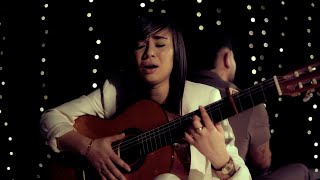 Lidia Llopis Ft León Bravo - Mamá Videoclip Oficial