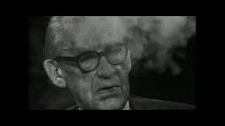 Walter Gropius - The Dessau Bauhaus