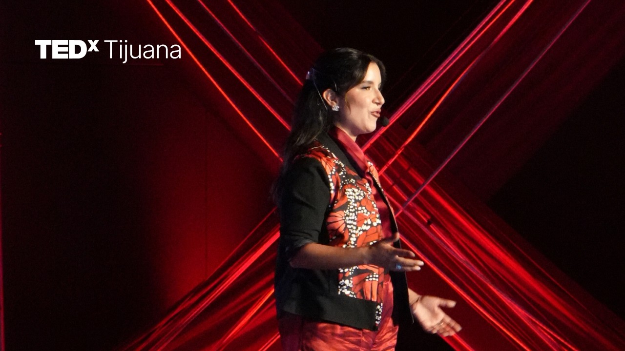 La herencia que dejamos en otros | Lupita Gil | TEDxTijuana
