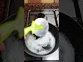 Ela não queria exagerar na pipoca 😳 #viral #curiosidades