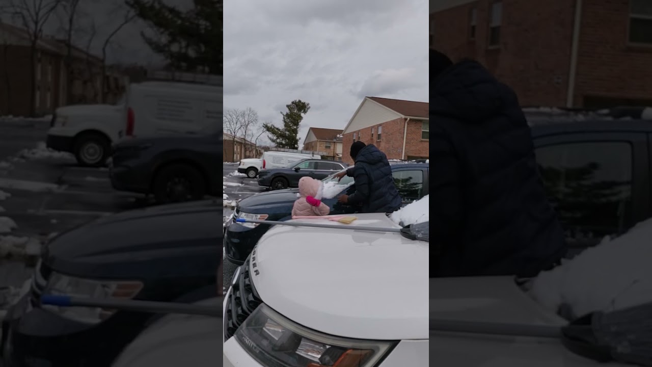  #when #yew #geekin #with #the #little #one #ona #snow #day #girldad #lol #my #heart @Jaymarv29 #fyp