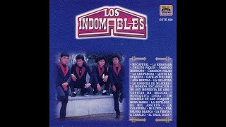 Video thumbnail of "Los Indomables - El Gavilán Pollero"