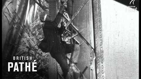 Painting The Fourth Bridge Aka Painting The Forth Bridge (1922)