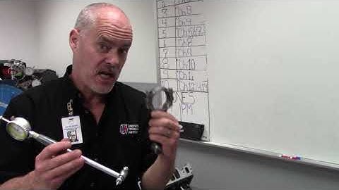 Chevy 350 connecting rod bore inspection.