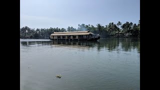 Floating Palace - Ultra-Luxury Houseboat In Kerala