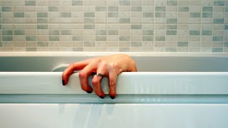 What Lies Beneath - Trailer Upscaled Hd 2000