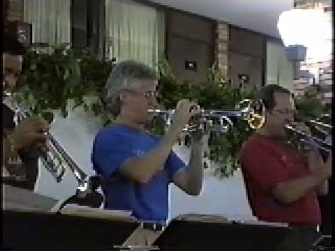 Sleduj Charlie Bertini Begin the Beguine na YouTube