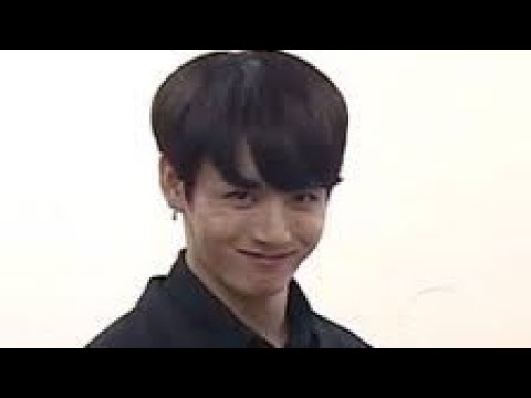 Jungkook Steal suga stones and paste on the stones in his bros 🥴🤣👽