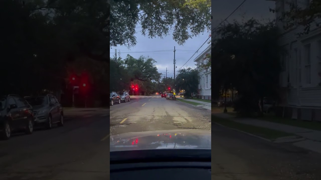 Prytania pothole/sinkhole dangerous