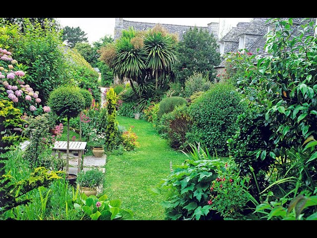 NaturDéco - Un beau jardin minéral avec une touche de végétal