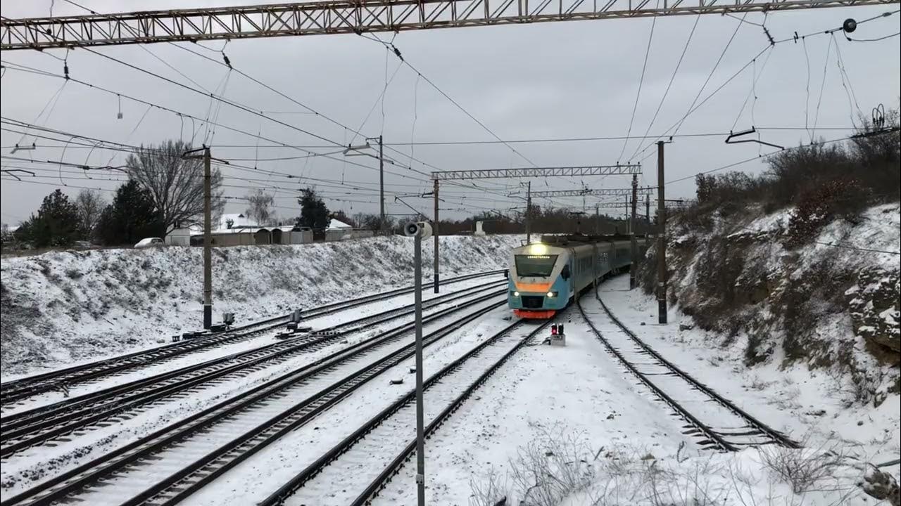 Эп2д 0111 крымская железная дорога. Эд4м 0422 крым. Мекензиевы горы симферополь. Крымская железная дорога. Электричка мекензиевы горы симферополь.