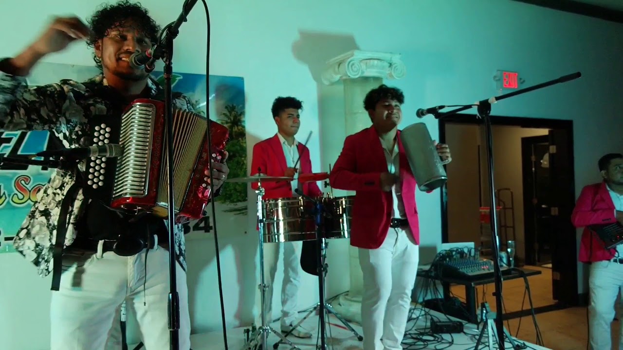 EL NEGRO Y SU SABOR COSTEÑO  EN VIVO