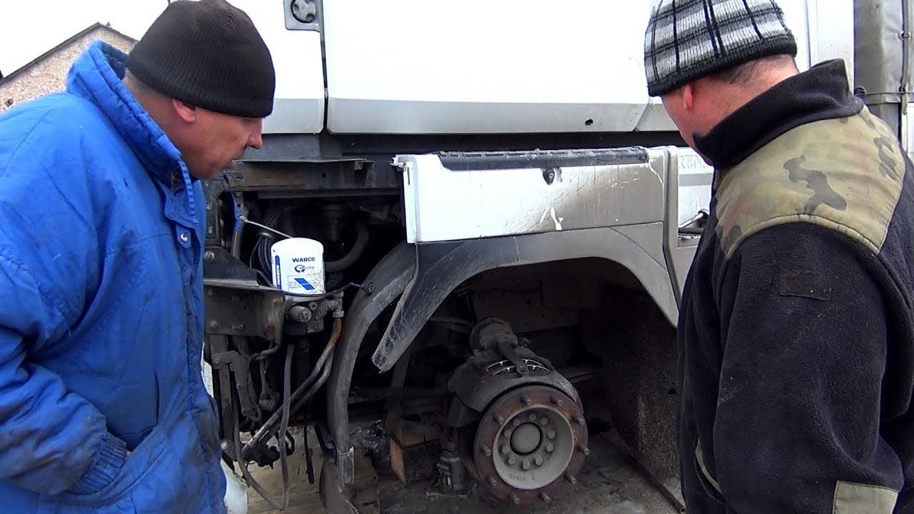 Начинаем сезон с ремонта грузовиков. #01 18г. от ДАЛЬНОБОЙ 5708! - YouTube