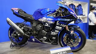 YAMAHA FACTORY RACING TEAM YZR-M1 &amp; JSB1000 YZF-R1