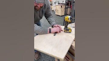 How To Cut A Circle On The Bandsaw! #shorts