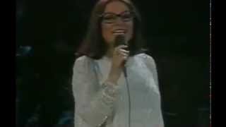 Nana Mouskouri  -  Psaropoula  -    In Live  - chords