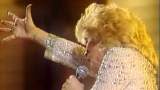 Video thumbnail of "Festival de Viña 1983,  Mirla Castellanos,   Maldito amor"