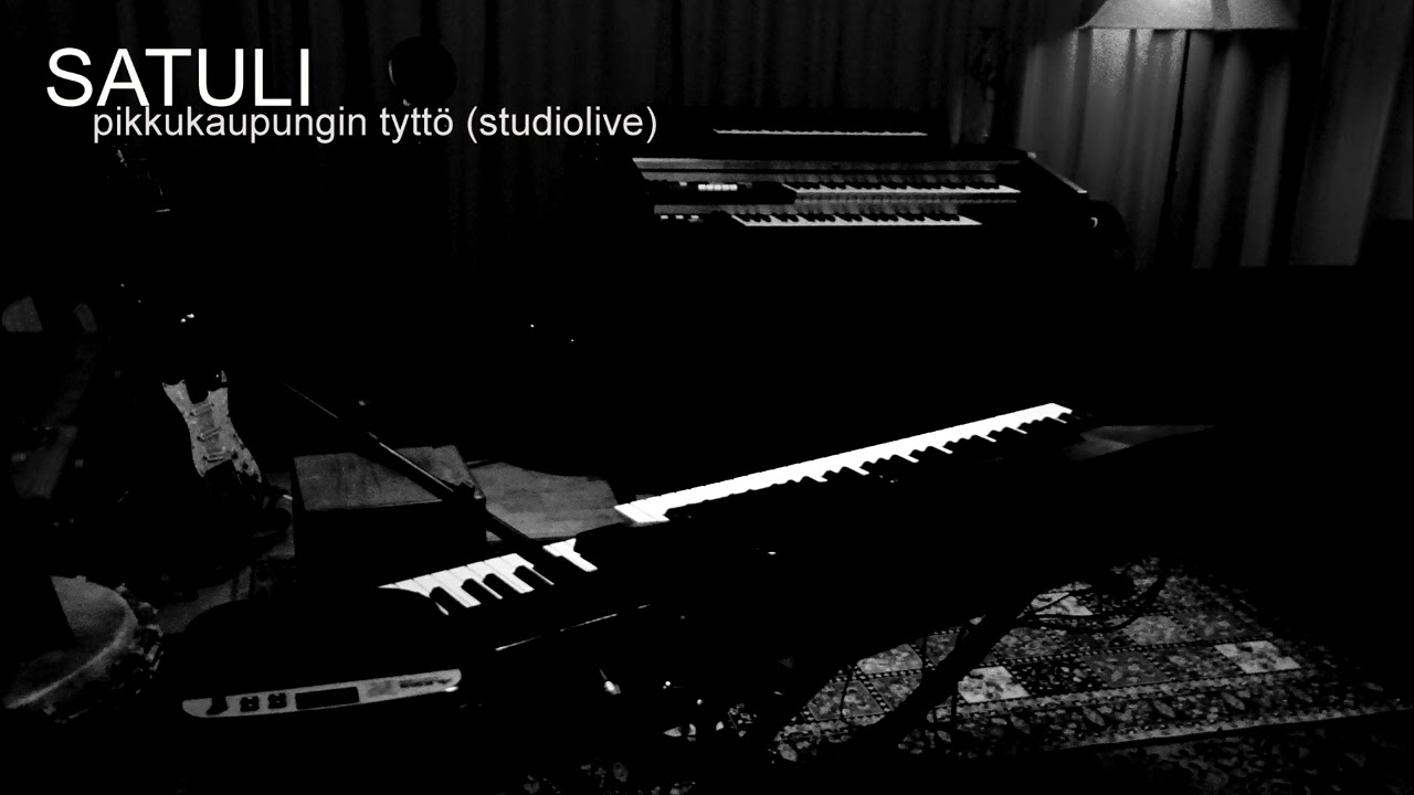 SATULI  -  pikkukaupungin tyttö (studiolive 2023)